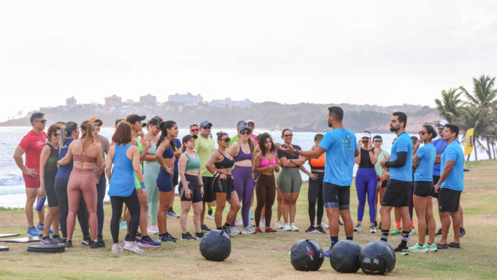 Treino de verão agita AABB Fitness